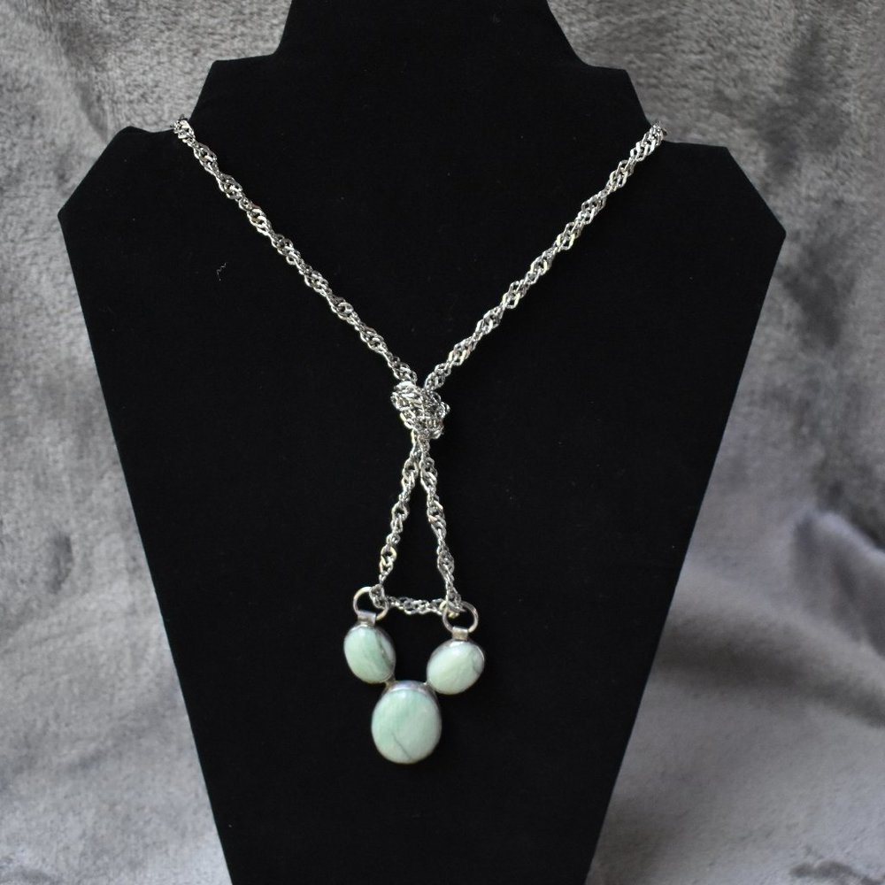 Vintage Amazonite and Silver Three Stone Necklace - Picture 2 of 15